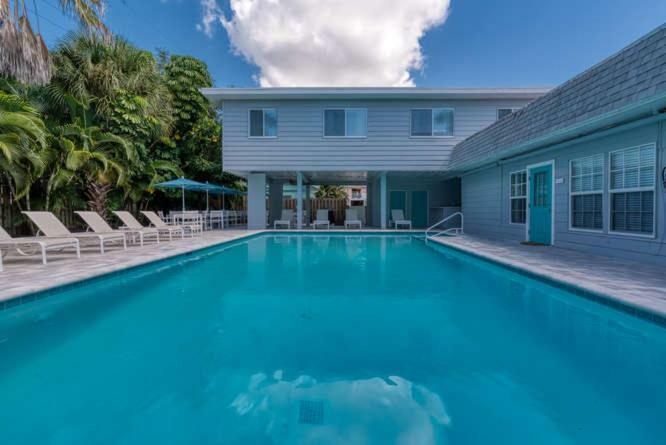 Blue Sage Hotel Siesta Key Exterior photo